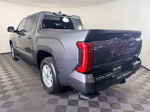 Used 2022 Toyota Tundra SR5 w/ SR5 Premium Package RWD image 10