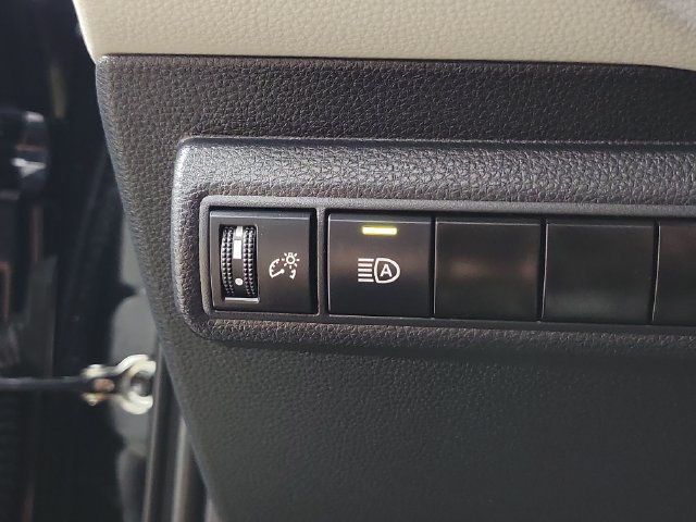 Used 2024 Toyota Corolla LE FWD image 23