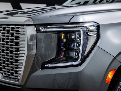 Used 2024 GMC Yukon XL Denali w/ Max Trailering Package image 12