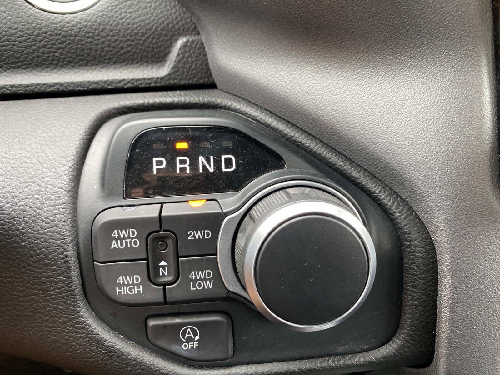 Used 2025 RAM 1500 Big Horn AWD/4WD image 15
