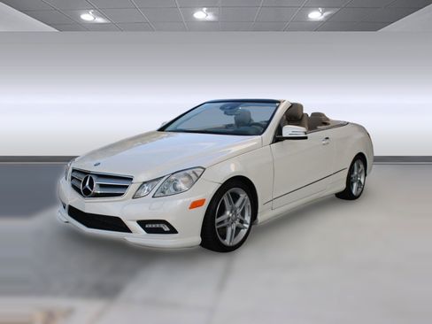 Used 2011 Mercedes-Benz E 550 Cabriolet image 17