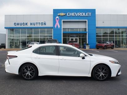 Used 2024 Toyota Camry SE