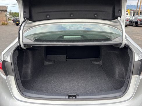Used 2025 Toyota Corolla LE FWD image 29