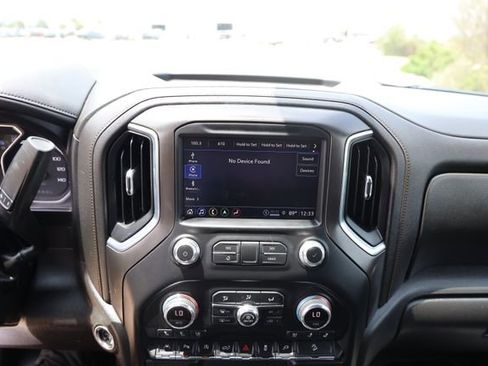 Used 2021 GMC Sierra 1500 AT4 w/ AT4 Premium Package AWD/4WD image 18