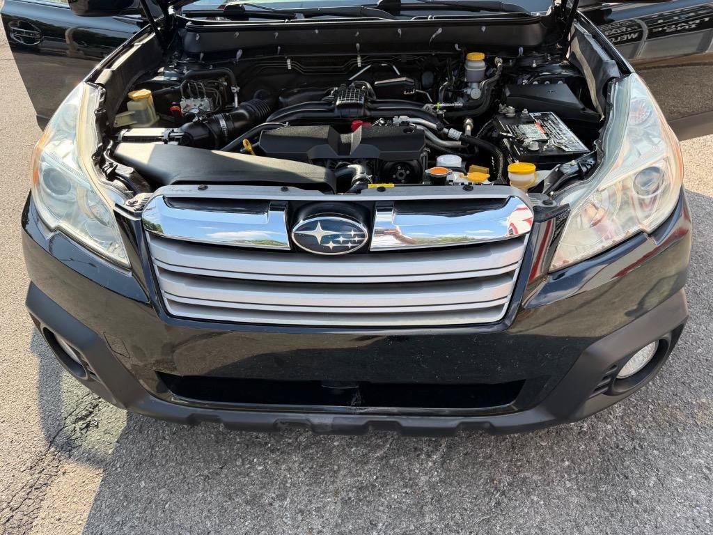 Used 2013 Subaru Outback 2.5i Premium AWD/4WD image 29