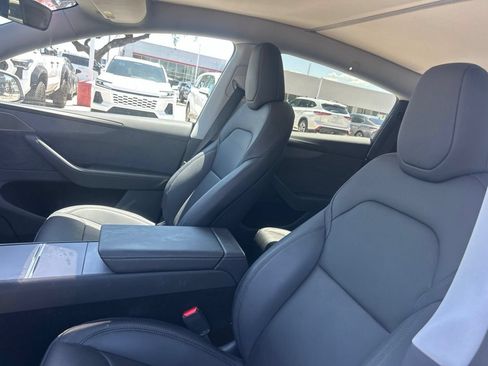Used 2026 Tesla Model Y Long Range AWD/4WD image 7