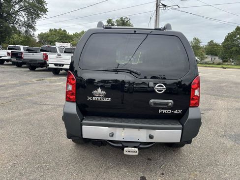 Used 2015 Nissan Xterra PRO-4X AWD/4WD image 4