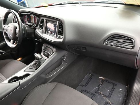 Used 2023 Dodge Challenger R/T w/ Blacktop Package image 34