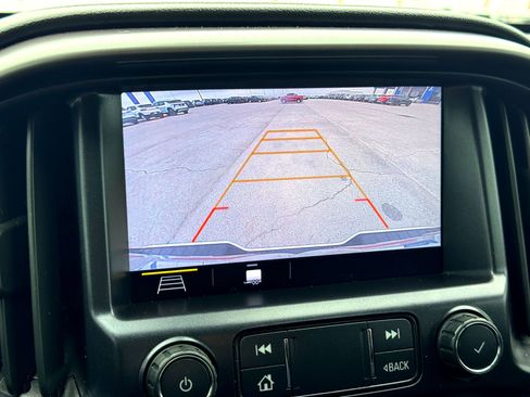 Used 2022 GMC Canyon AT4 w/ Trailering Package image 30