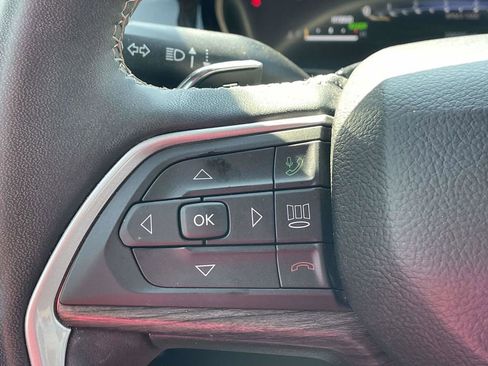 Used 2023 Jeep Grand Cherokee 4WD 4xe image 31