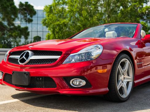 Used 2011 Mercedes-Benz SL 550 image 20