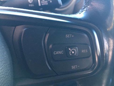 Used 2021 Jeep Wrangler Sport w/ LED Headlamp & Fog Lamp Group image 9