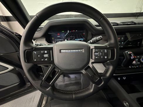Used 2024 Land Rover Defender 110 X-Dynamic SE AWD/4WD image 26