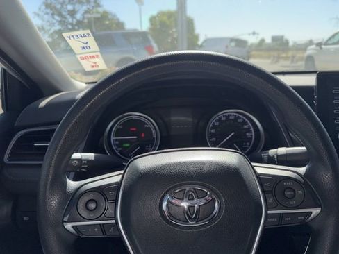 Used 2023 Toyota Camry LE FWD image 7