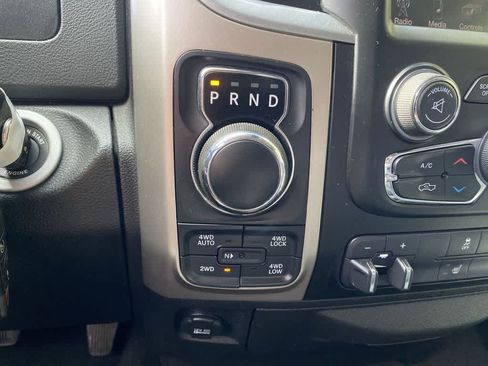 Used 2015 RAM 1500 Big Horn AWD/4WD image 25