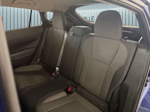 Used 2025 Subaru Crosstrek 2.0i AWD/4WD image 22