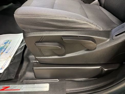 Used 2019 Chevrolet Silverado 3500 LT image 14