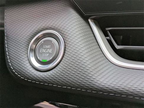 New 2026 Chevrolet Equinox LT image 23