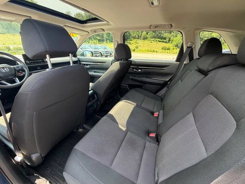 Used 2025 Honda CR-V EX image 12