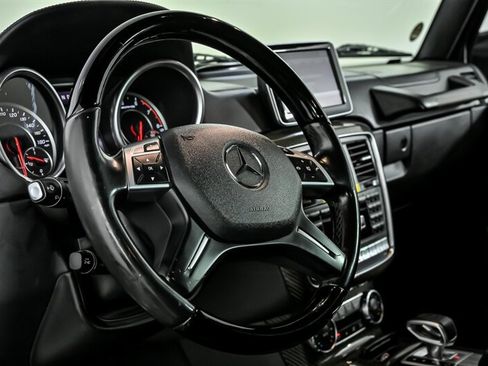 Used 2016 Mercedes-Benz G 63 AMG 4MATIC image 21