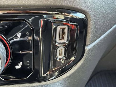 Used 2023 Chevrolet Silverado 1500 RST w/ Protection Package image 29