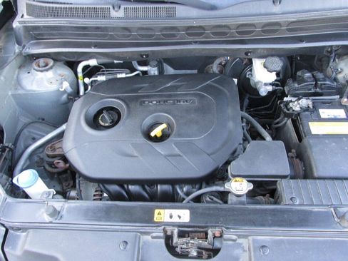 Used 2013 Kia Soul + w/ Audio Pkg FWD image 39