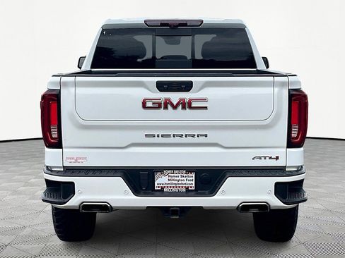 Used 2024 GMC Sierra 1500 AT4 w/ Technology Package image 4