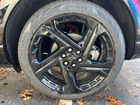 New 2026 Chevrolet Equinox EV RS image 7