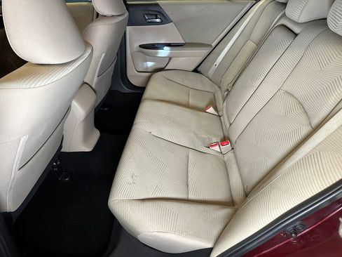 Used 2017 Honda Accord LX image 20
