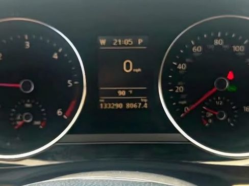 Used 2015 Volkswagen Jetta TDI SEL FWD image 14