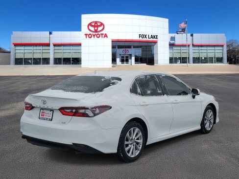 Used 2023 Toyota Camry LE image 4