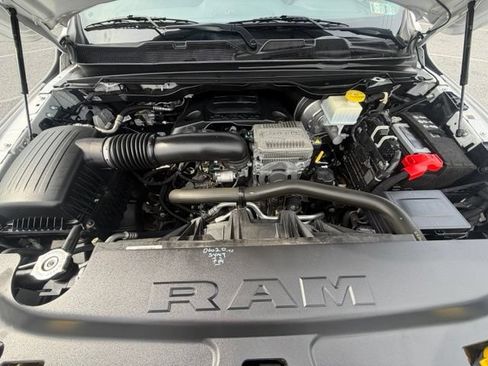 Used 2023 RAM 1500 Laramie AWD/4WD image 21