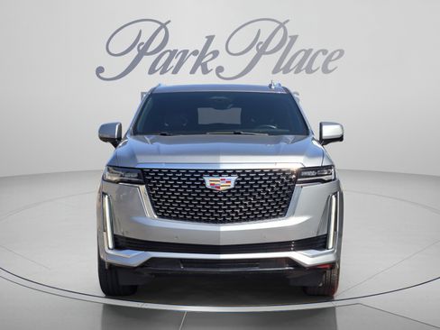 Used 2023 Cadillac Escalade ESV Premium Luxury AWD/4WD image 9
