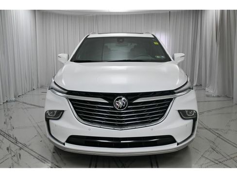 Used 2024 Buick Enclave Essence w/ Experience Buick Package image 3