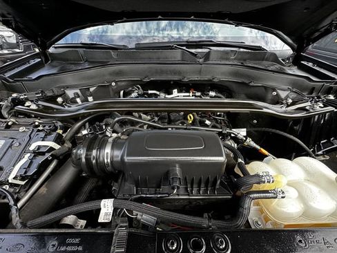 Certified 2023 Ford Explorer ST-Line w/ Class IV Trailer Tow Package AWD/4WD image 32