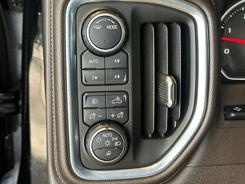 Used 2021 Chevrolet Silverado 3500 LTZ w/ LTZ Premium Package AWD/4WD image 36