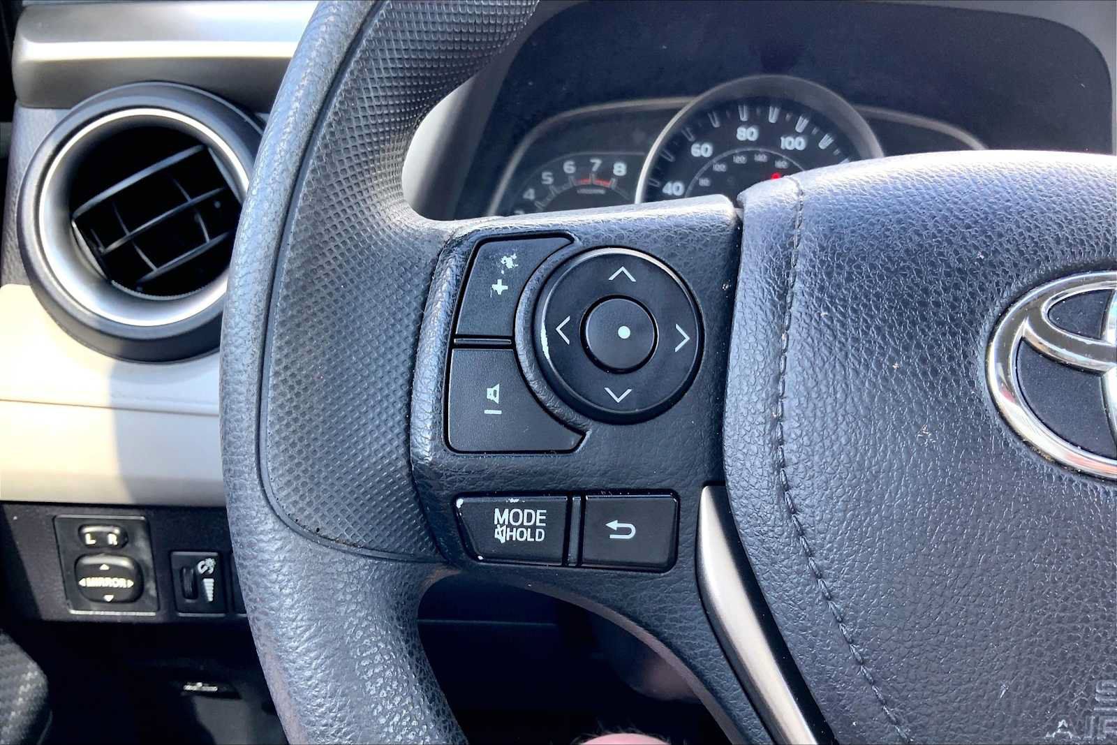 Used 2014 Toyota RAV4 LE AWD/4WD image 22