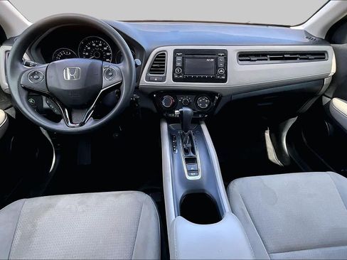 Used 2021 Honda HR-V LX image 16
