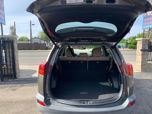 Used 2014 Toyota RAV4 Limited image 9