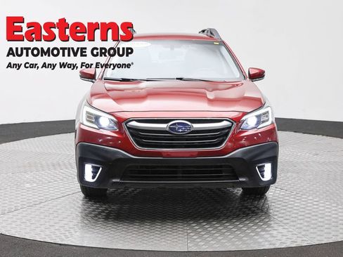 Used 2022 Subaru Outback Premium AWD/4WD image 2