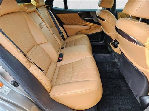 Used 2022 Lexus LS 500 image 21