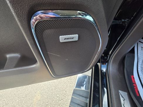 Used 2018 Chevrolet Silverado 1500 High Country image 15