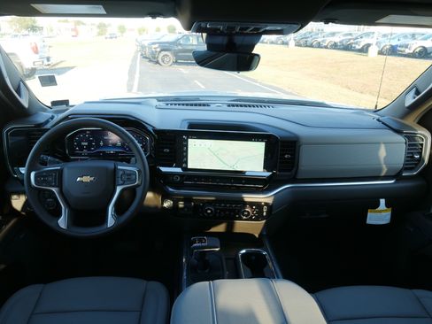 New 2025 Chevrolet Silverado 1500 LTZ w/ LTZ Premium Package image 19