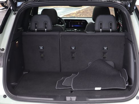 Used 2024 Chevrolet TrailBlazer RS w/ Convenience Package FWD image 30