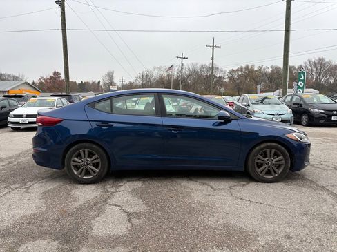 Used 2018 Hyundai Elantra SEL image 5