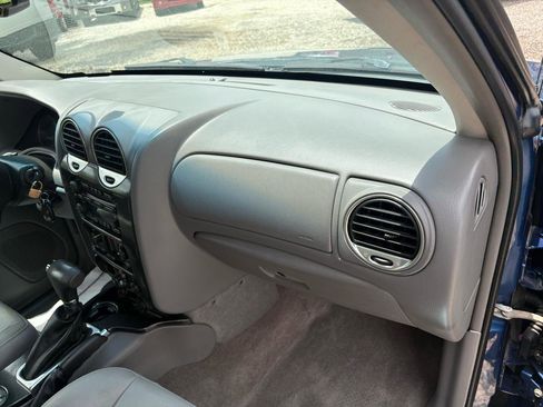 Used 2006 GMC Envoy SLE RWD image 22