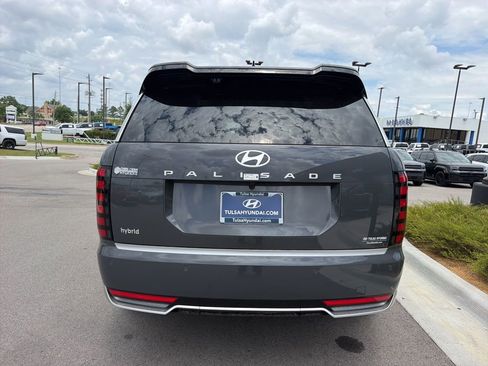 New 2026 Hyundai Palisade Calligraphy FWD image 10