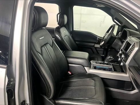 Used 2016 Ford F150 Platinum w/ Equipment Group 701A Luxury image 7