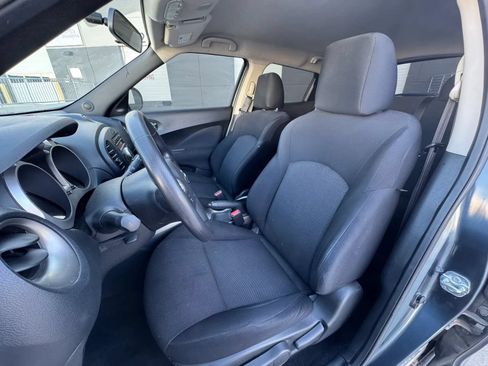 Used 2014 Nissan Juke S FWD image 10