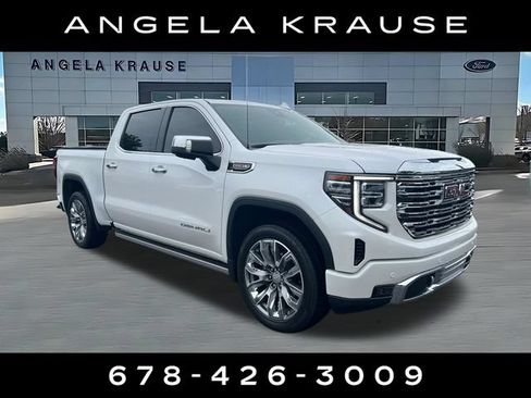 Used 2023 GMC Sierra 1500 Denali w/ Denali Reserve Package AWD/4WD image 1